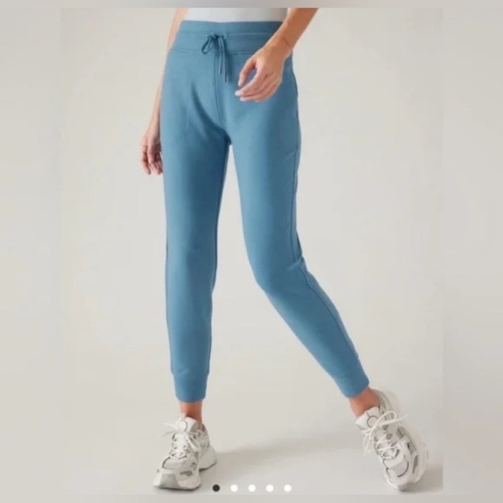 Athleta Balance Mid Rise Jogger Skylark Blue  Size XS 47538